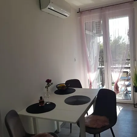 Apartment Apartman Totani *