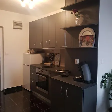 Apartman Totani פולה